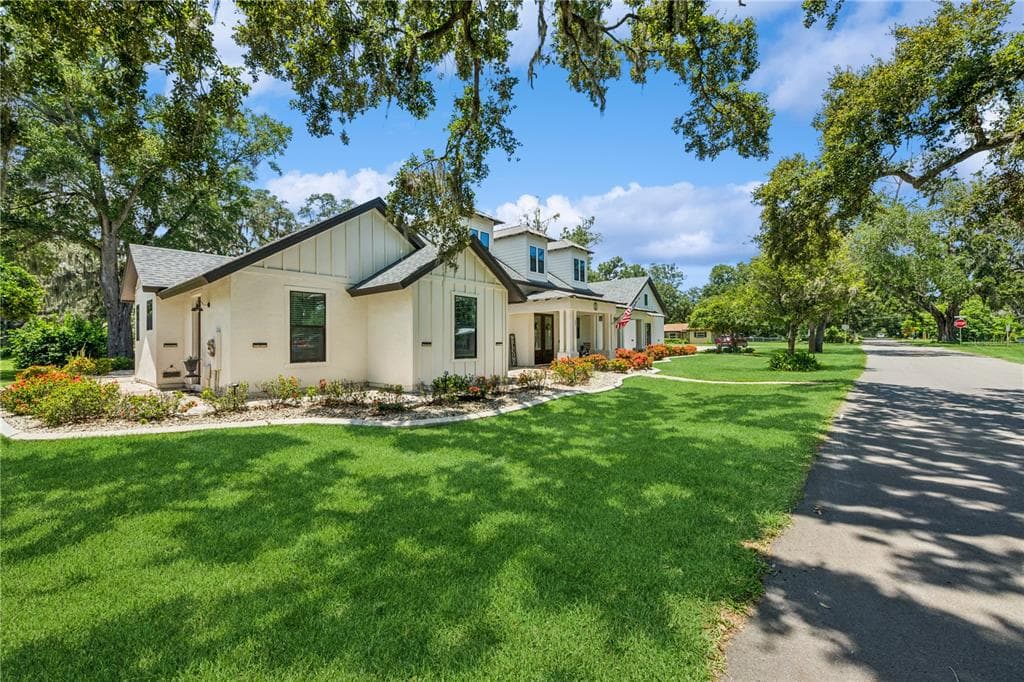 101 N STARR STREET - Photo 2