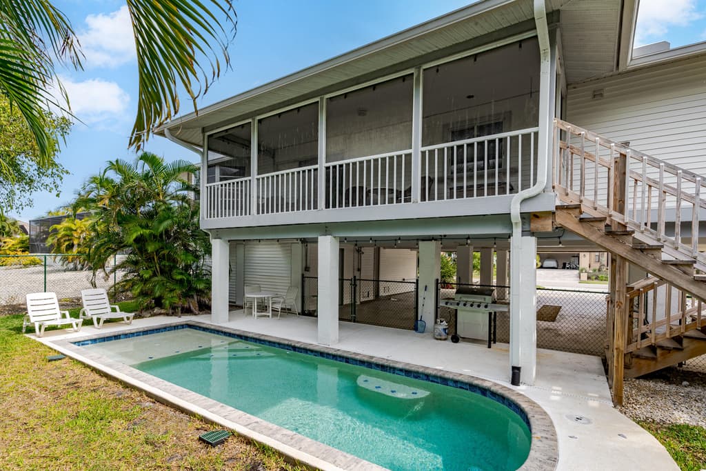 832 SWAN DRIVE - Photo 6
