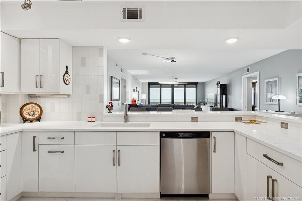 9960 S Ocean Drive 302 - Photo 7