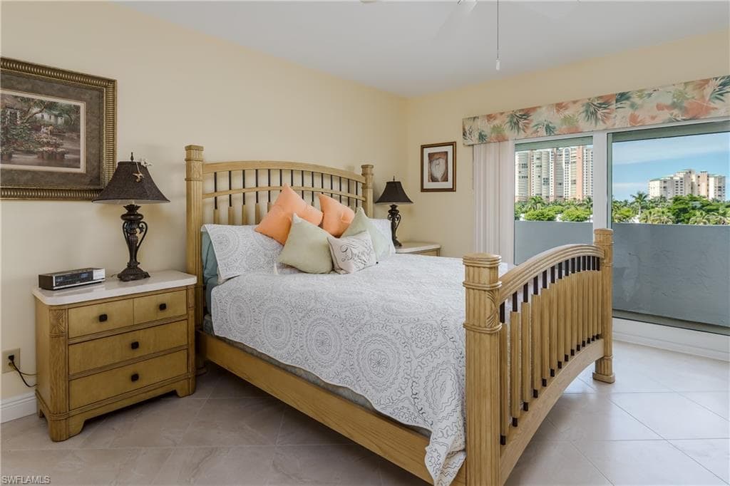 1036 S Collier BLVD - Photo 25