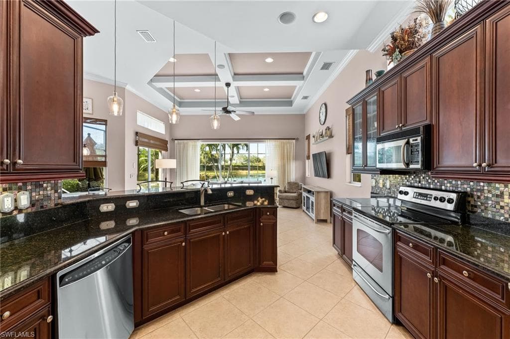 7875 Valencia CT - Photo 7