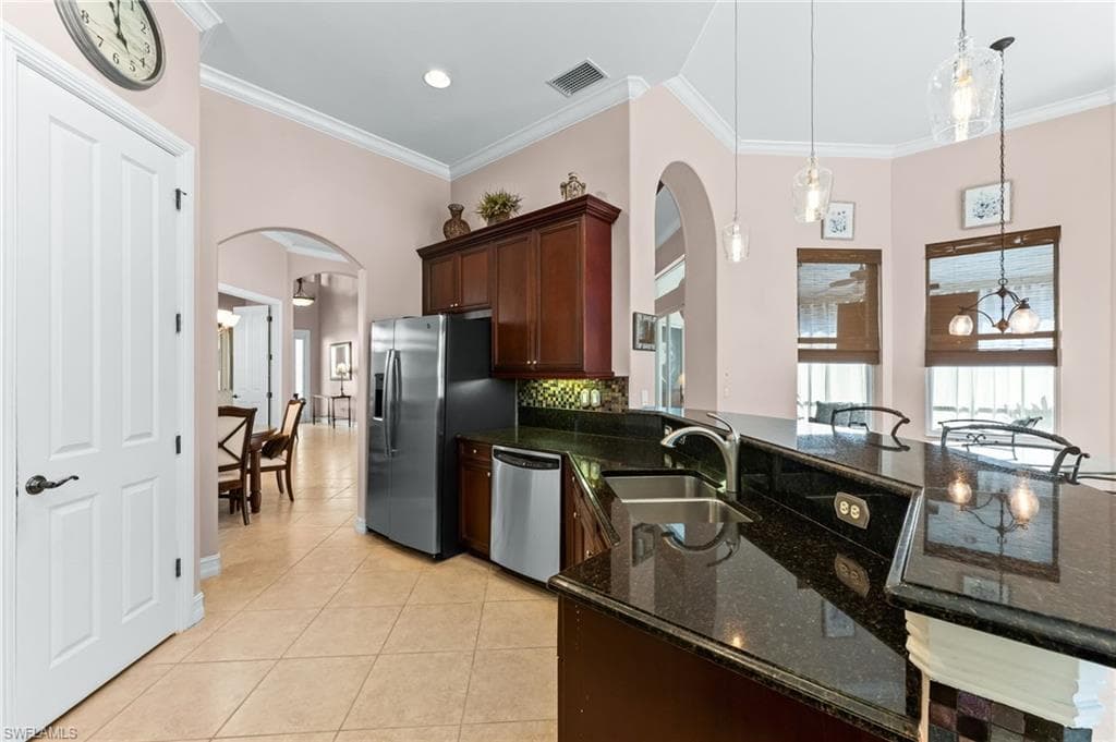 7875 Valencia CT - Photo 9