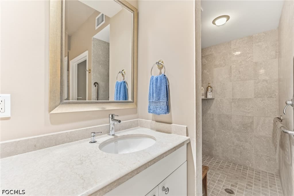 14250 Royal Harbour Court 1216 - Photo 16