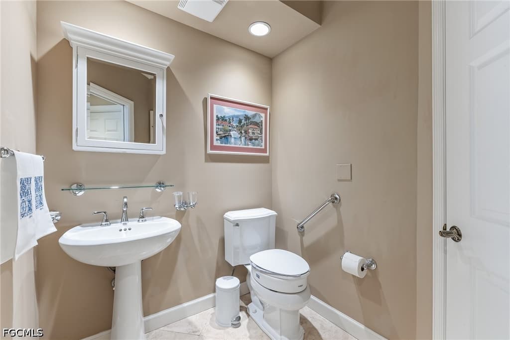 14250 Royal Harbour Court 1216 - Photo 18
