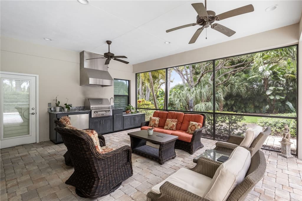 1109 Baywood Drive - Photo 32