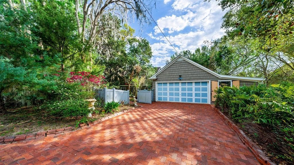 976 FAIRVIEW AVENUE - Photo 14