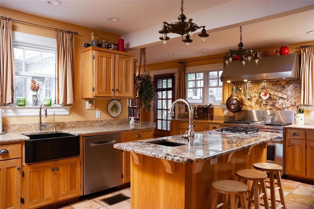976 FAIRVIEW AVENUE - Photo 26