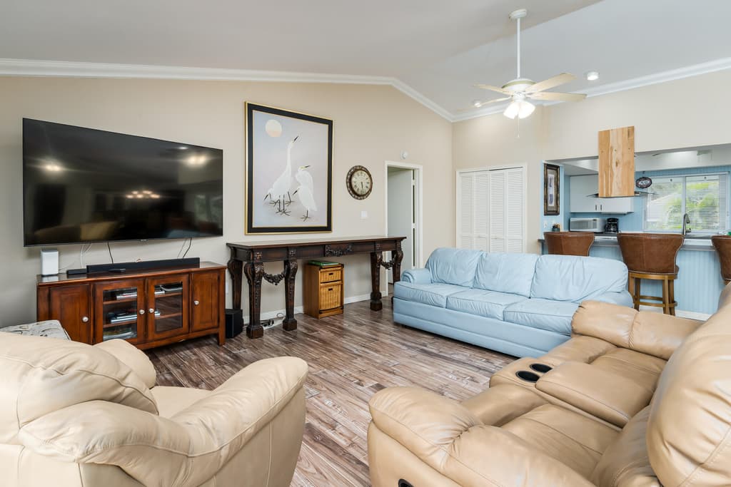832 SWAN DRIVE - Photo 10