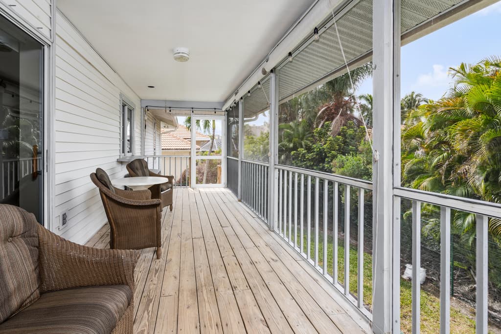 832 SWAN DRIVE - Photo 7