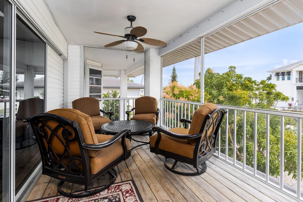 832 SWAN DRIVE - Photo 9