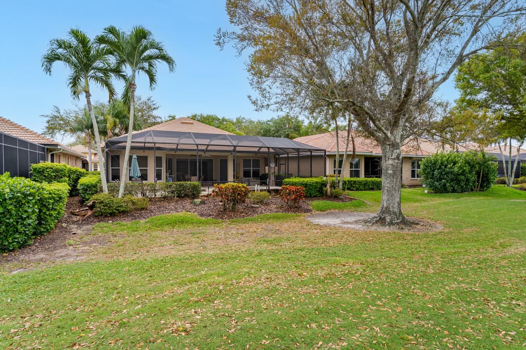 6845 BENT GRASS DRIVE - Photo 32