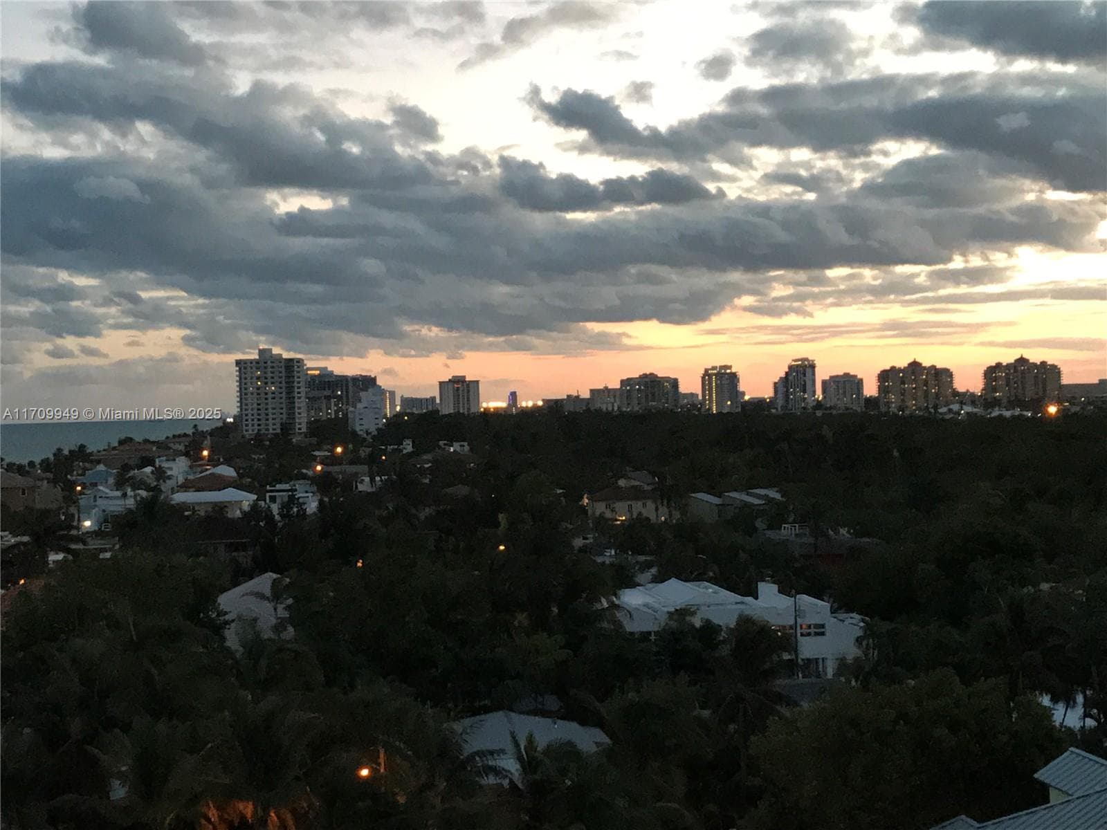 1901 N Ocean Blvd 7E - Photo 17