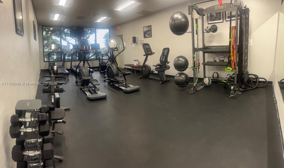 1901 N Ocean Blvd 7E - Photo 35