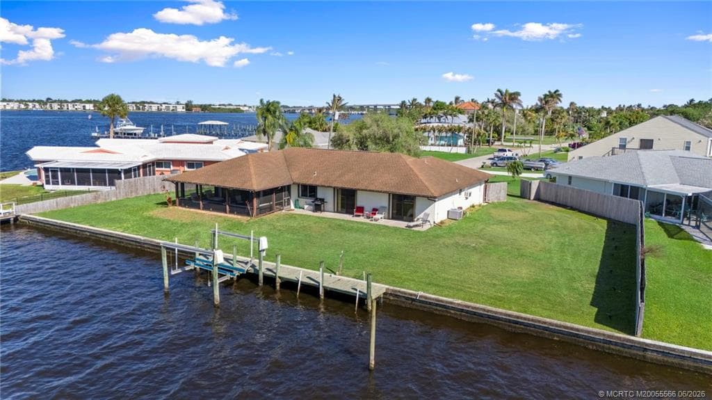 2086 SW Gull Harbor Lane - Photo 2
