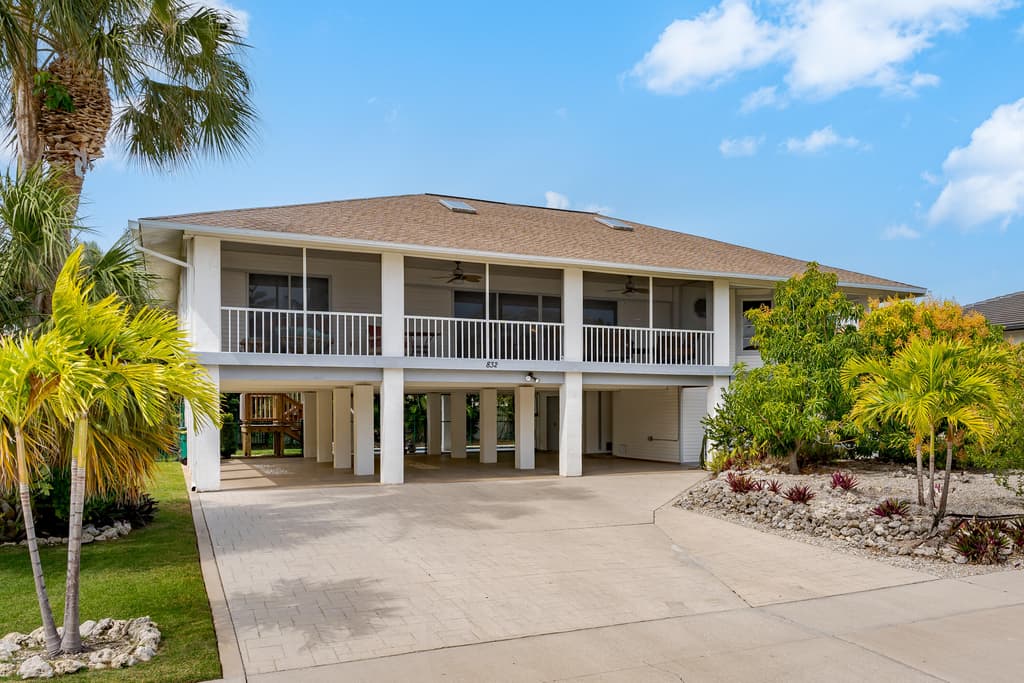 832 SWAN DRIVE - Photo 4